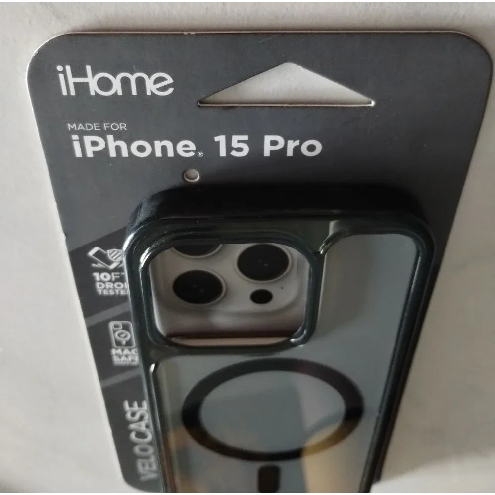 iHome Velo MagSafe iPhone 15 Pro Case NWT
